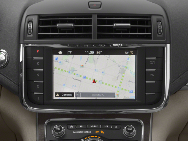 2018 Lincoln Continental Select