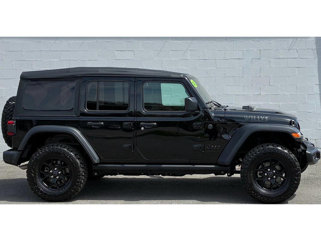2025 Jeep Wrangler 4-Door Willys 4x4