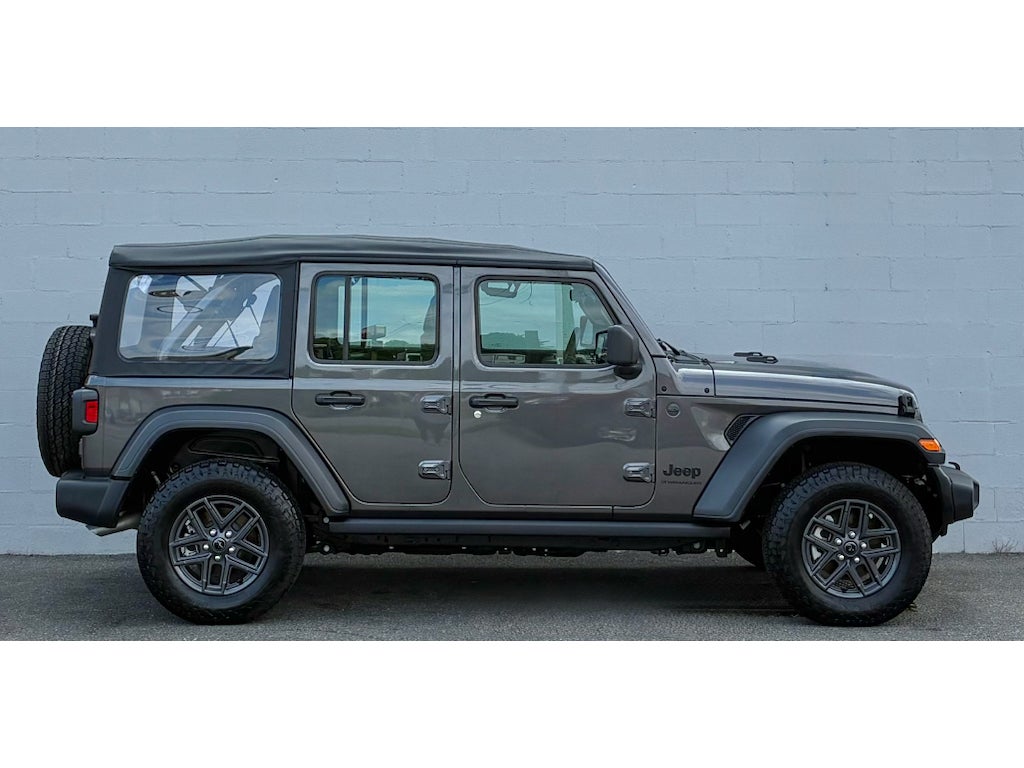 2026 Jeep Wrangler 4-Door Sport
