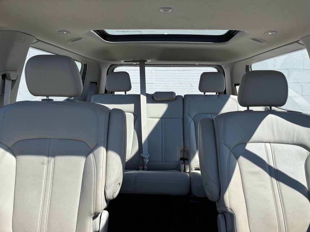 2022 Jeep Wagoneer Series III 4x4