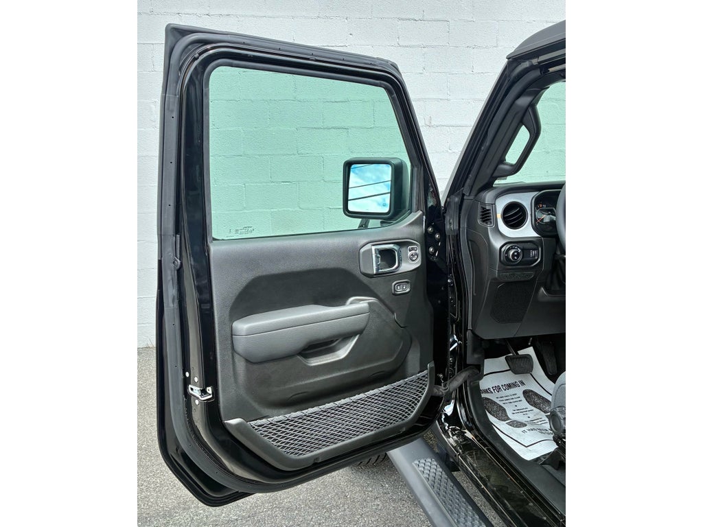 2025 Jeep Gladiator Sport S