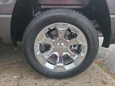 2022 RAM 1500 Big Horn Crew Cab 4x4 5'7' Box