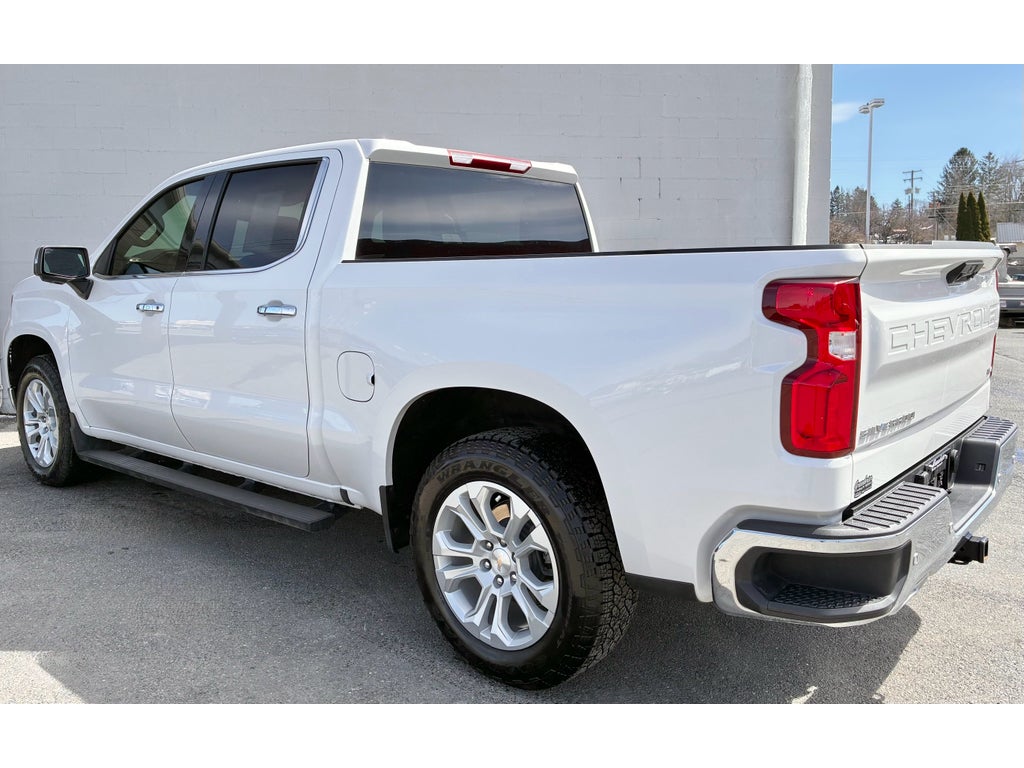 2024 Chevrolet Silverado 1500 4WD Crew Cab Short Bed LTZ