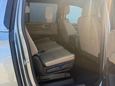 2024 Chevrolet Suburban 4WD Premier