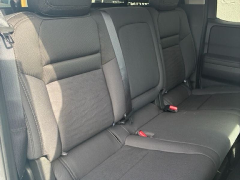 2024 Nissan Frontier Crew Cab SV 4x4