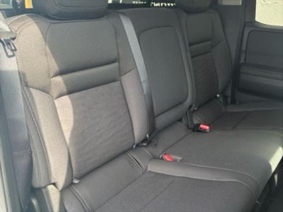 2024 Nissan Frontier Crew Cab SV 4x4