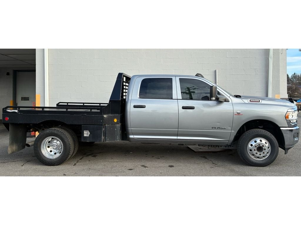 2021 RAM 3500 Tradesman Crew Cab 4x4 8' Box