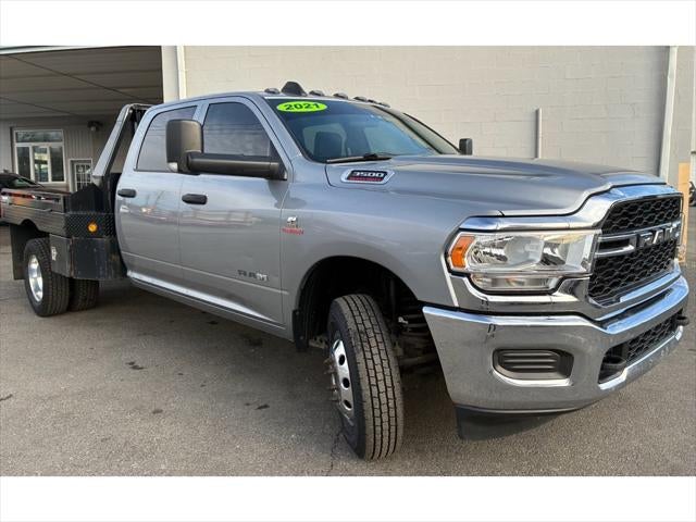 2021 RAM 3500 Tradesman Crew Cab 4x4 8' Box