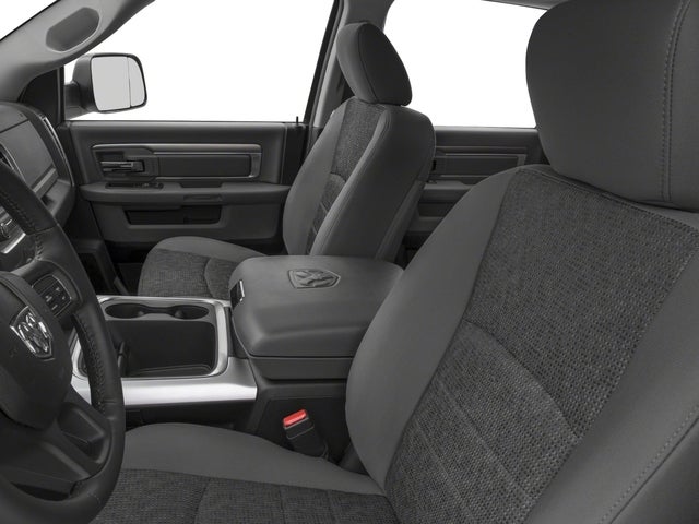 2017 RAM 2500 Big Horn Crew Cab 4x4 6'4' Box