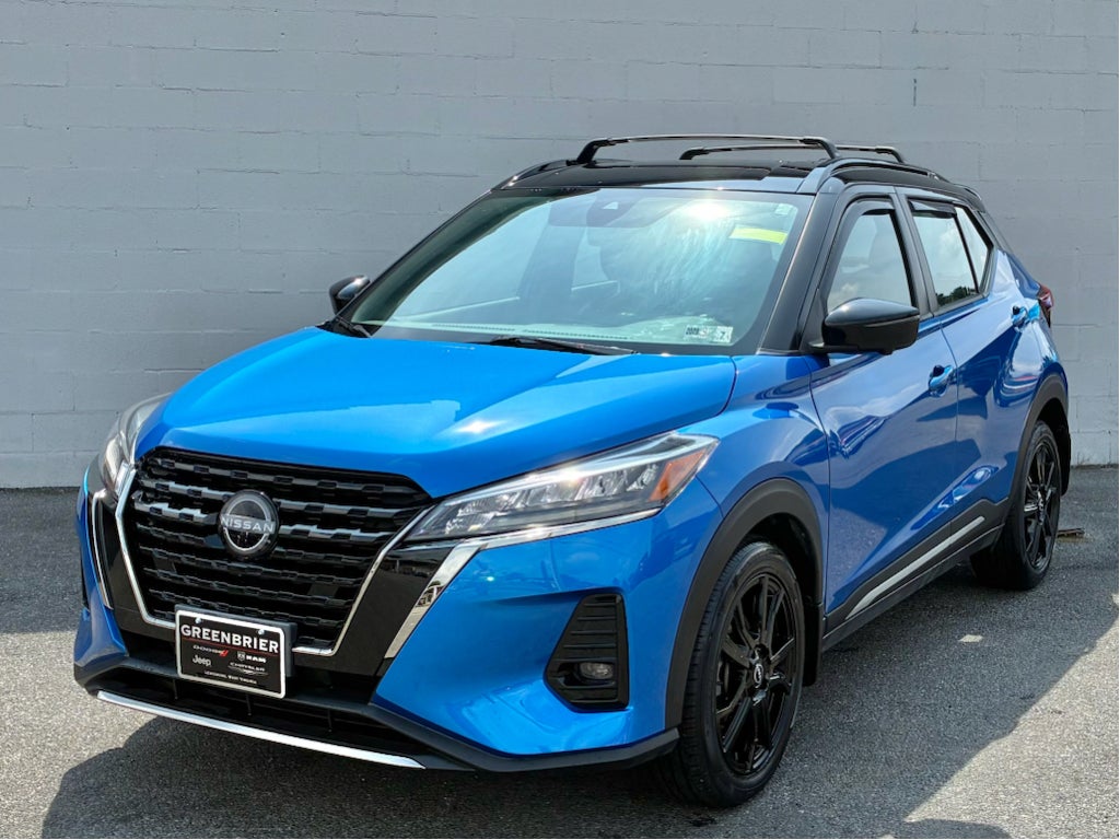 2024 Nissan Kicks SR Xtronic CVT
