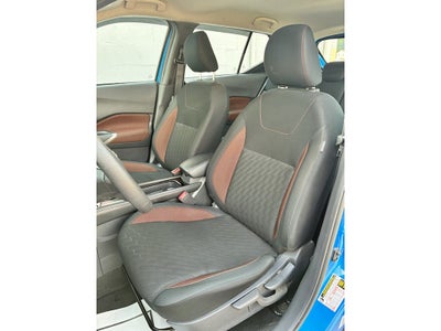 2024 Nissan Kicks SR Xtronic CVT