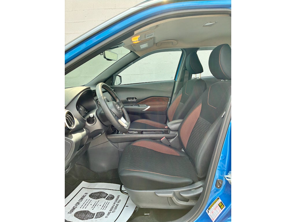 2024 Nissan Kicks SR Xtronic CVT