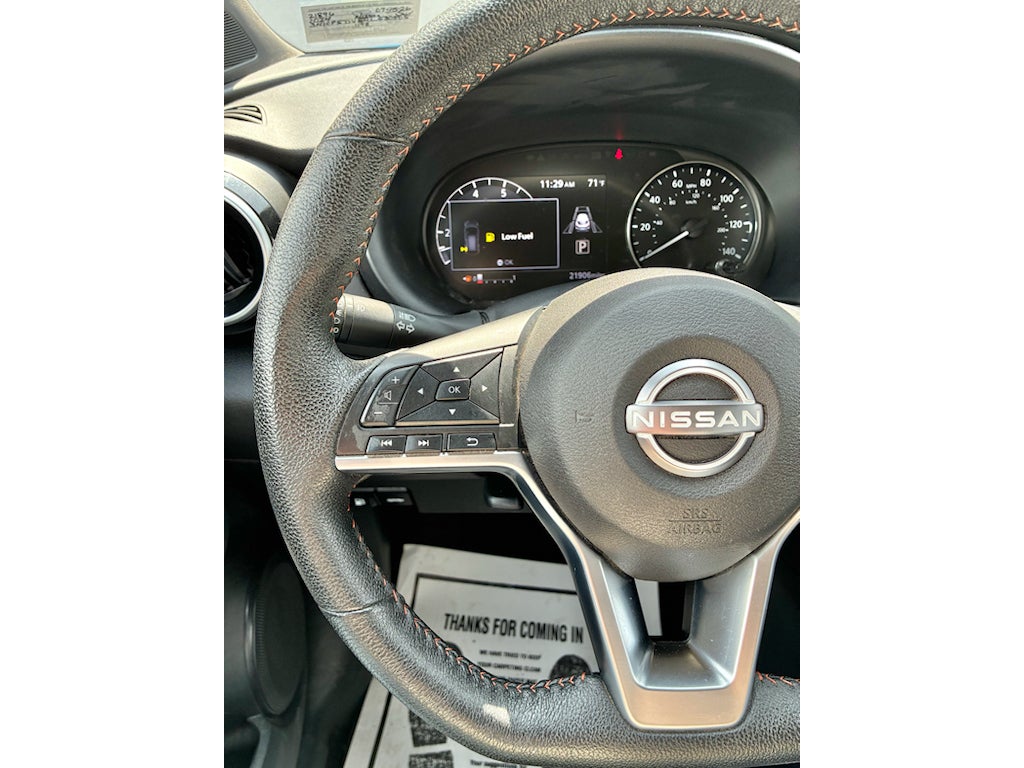 2024 Nissan Kicks SR Xtronic CVT