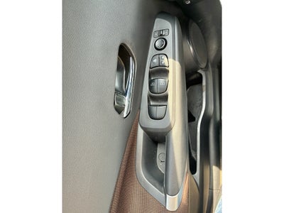 2024 Nissan Kicks SR Xtronic CVT