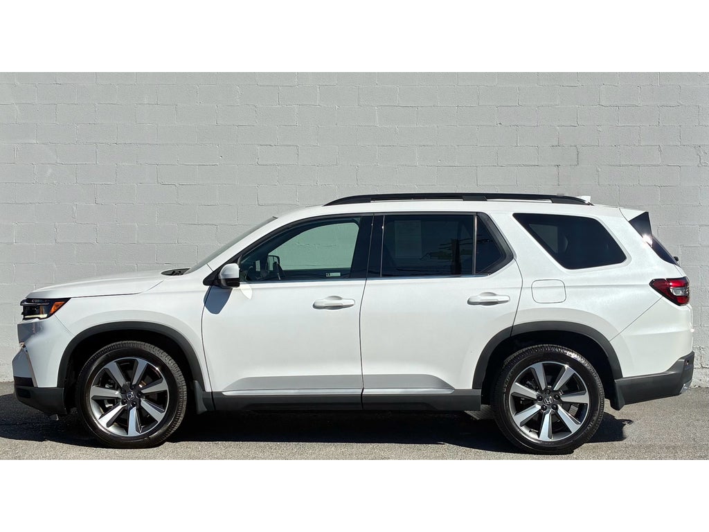 2023 Honda Pilot AWD Elite