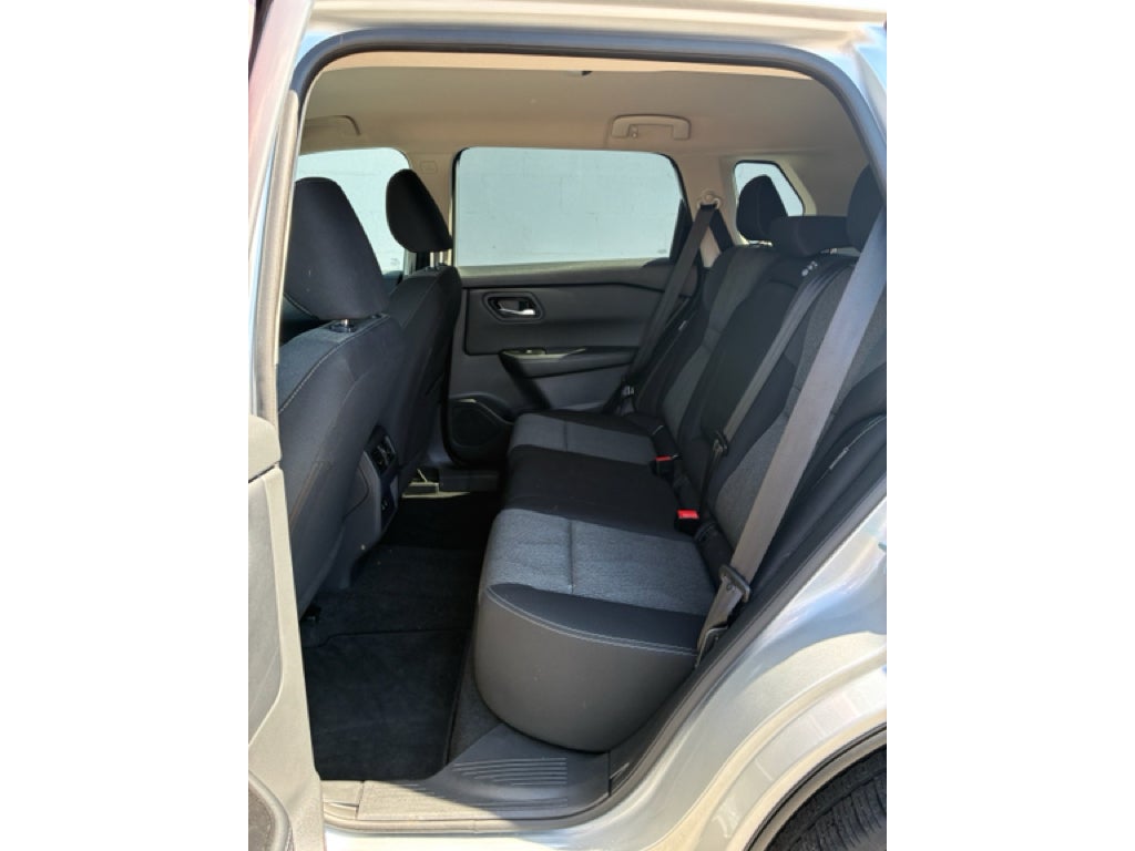 2025 Nissan Rogue SV FWD