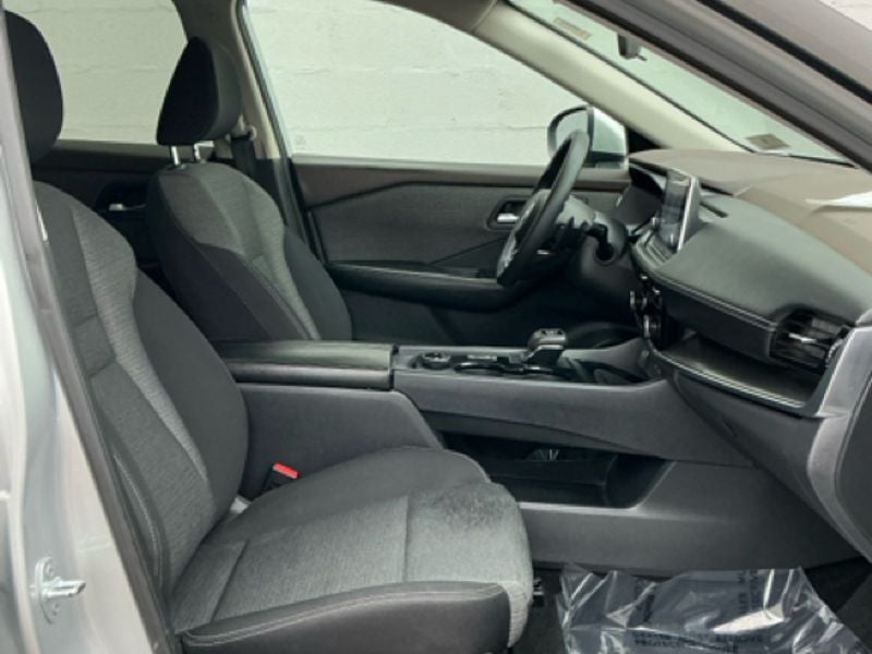 2022 Nissan Rogue SV Intelligent AWD