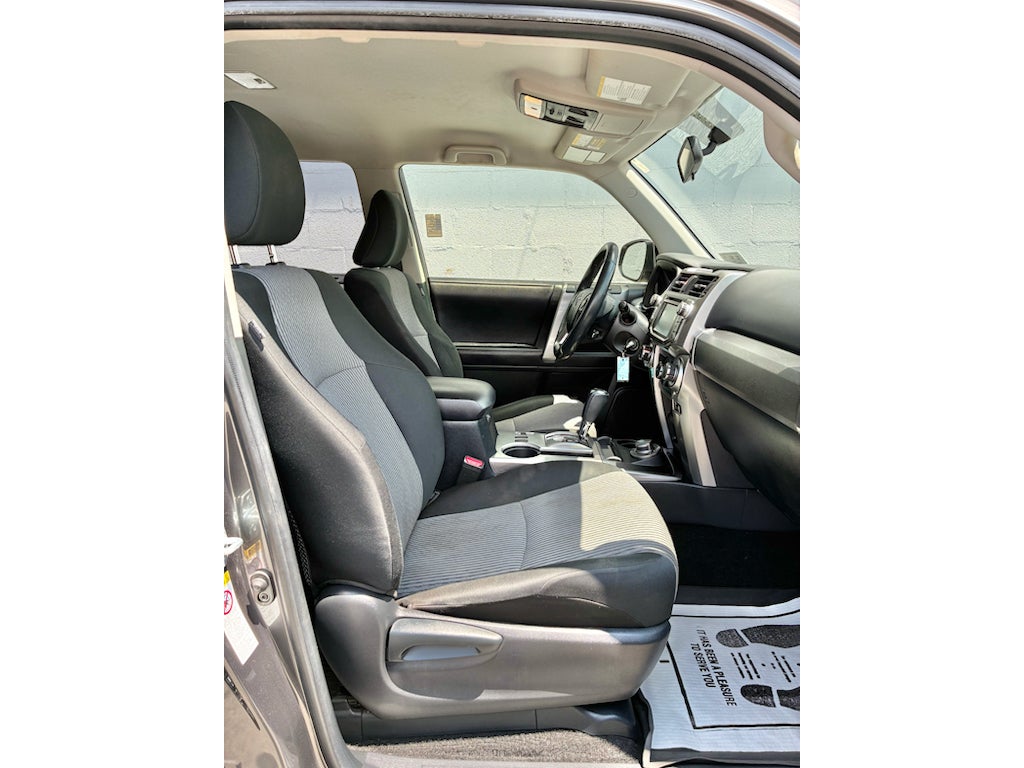2017 Toyota 4Runner SR5