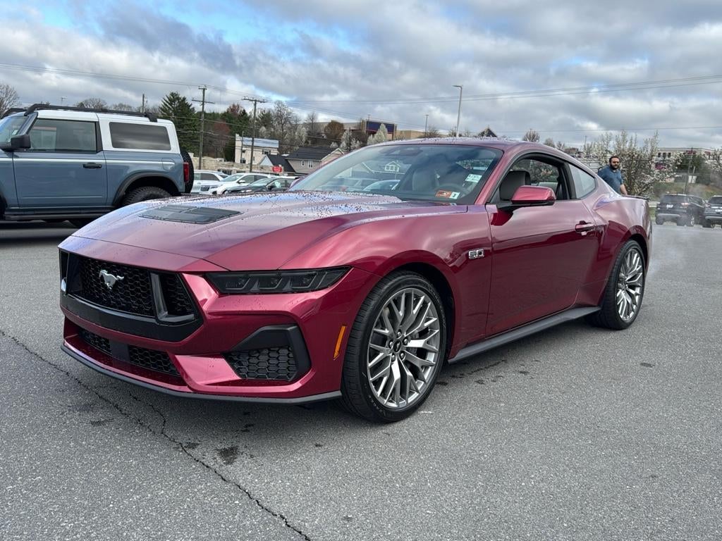 2025 Ford Mustang GT Premium