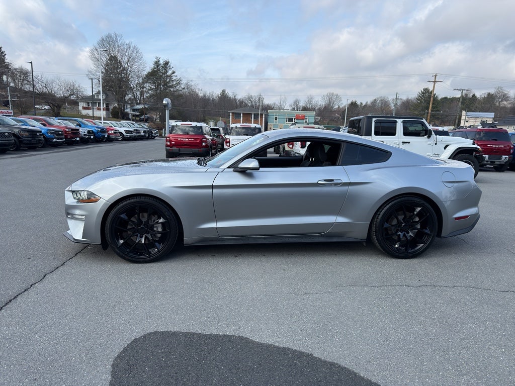 2020 Ford Mustang EcoBoost