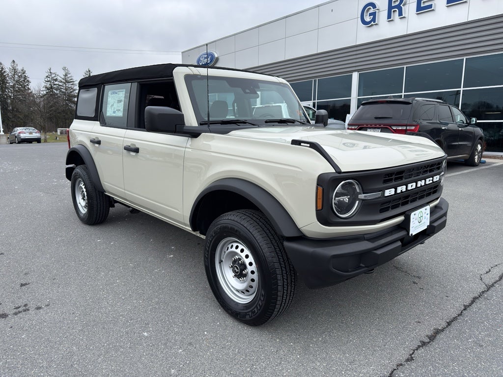 2025 Ford Bronco Base