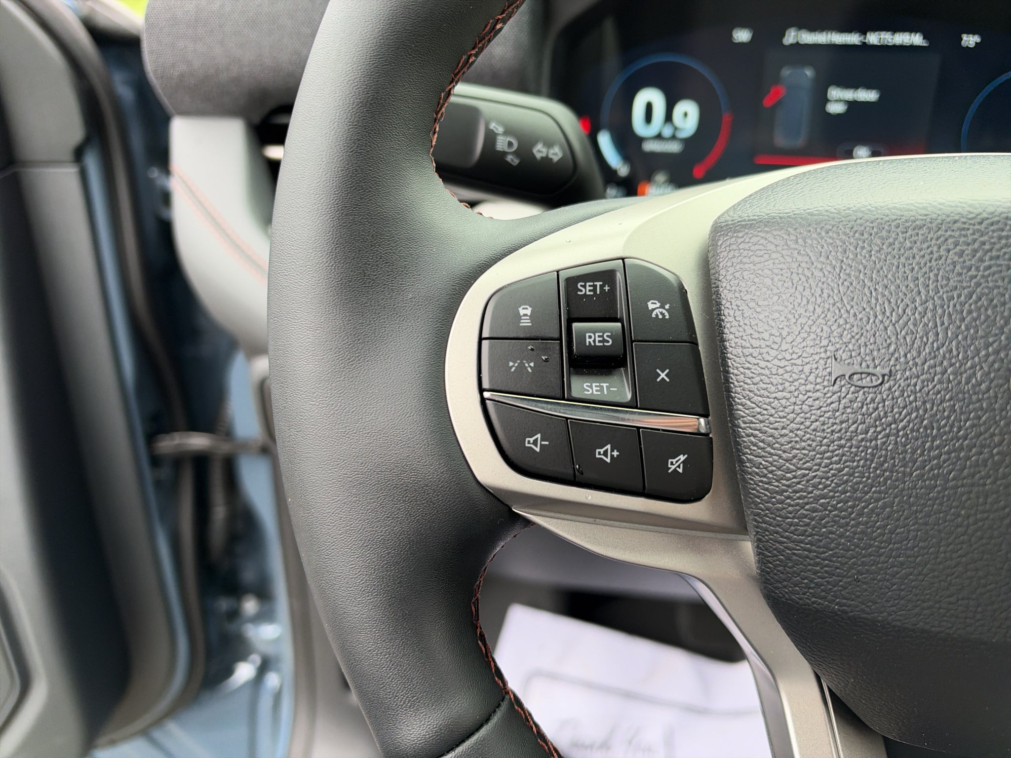 2027 Ford Explorer Active w/200A Pkg