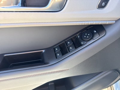 2027 Ford Explorer Active w/200A Pkg