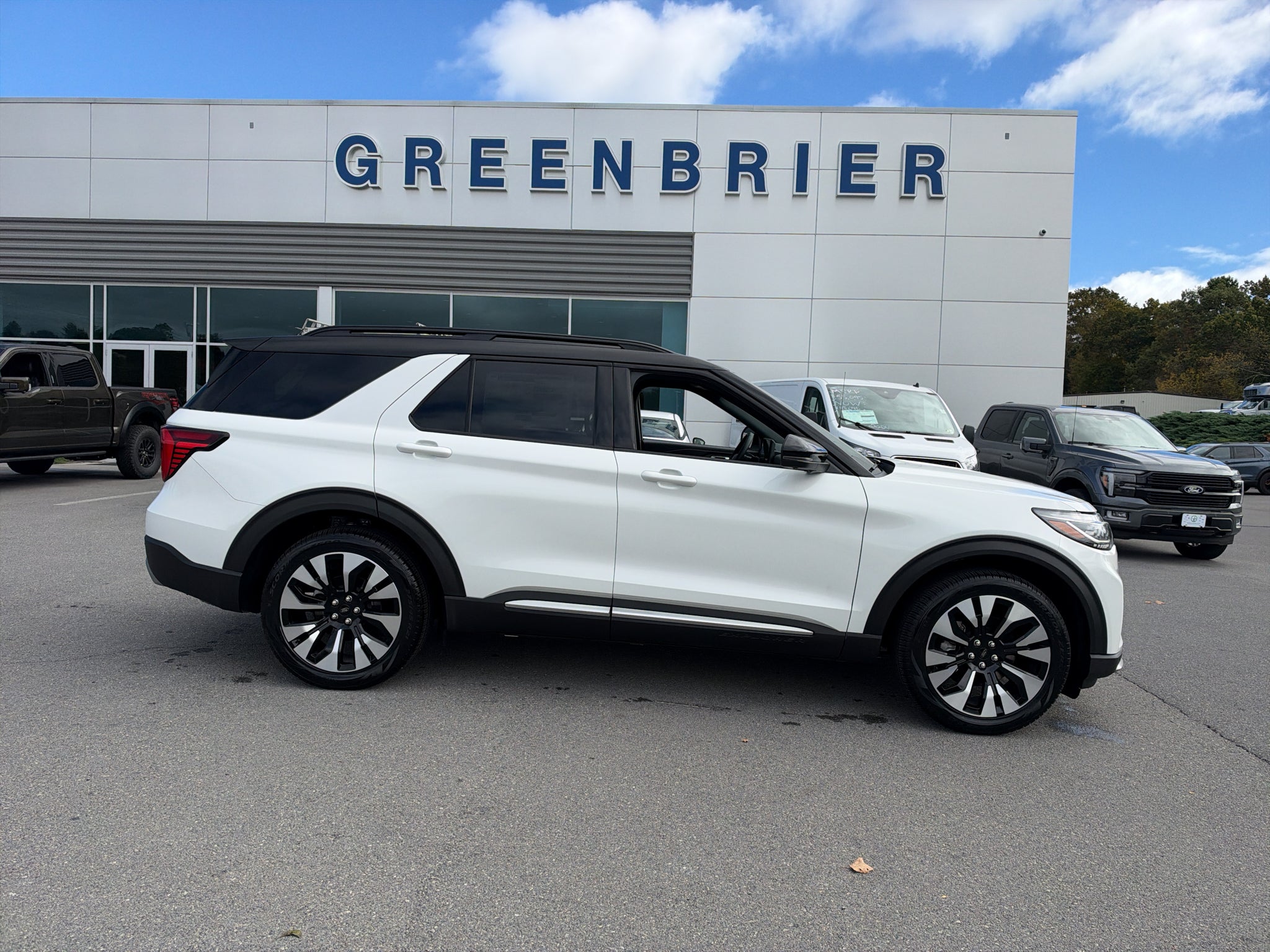 2026 Ford Explorer Platinum