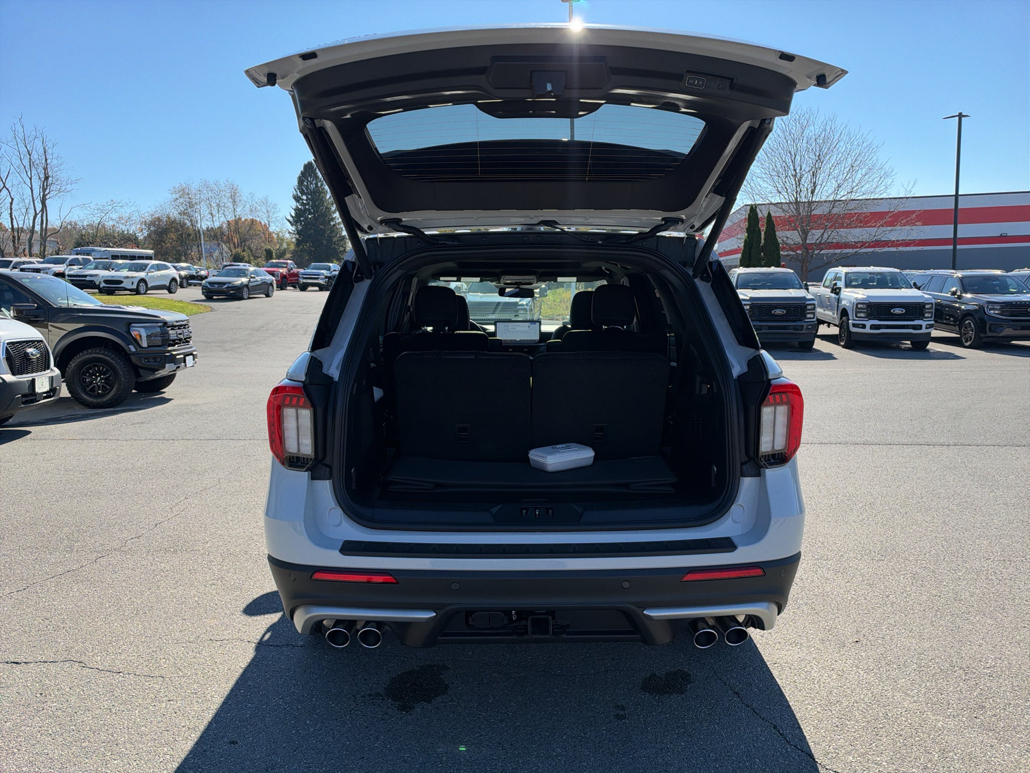 2027 Ford Explorer Platinum