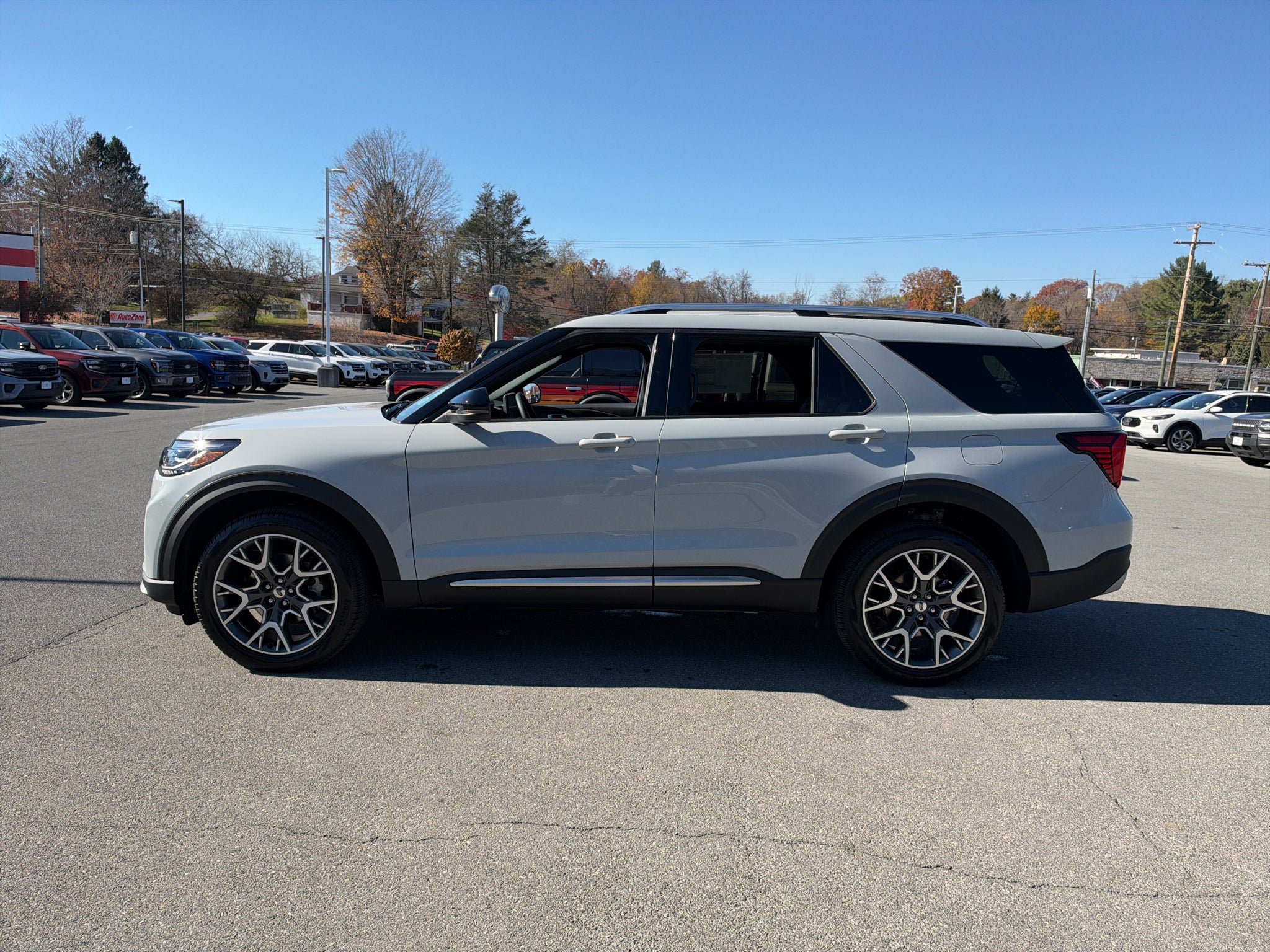 2027 Ford Explorer Platinum