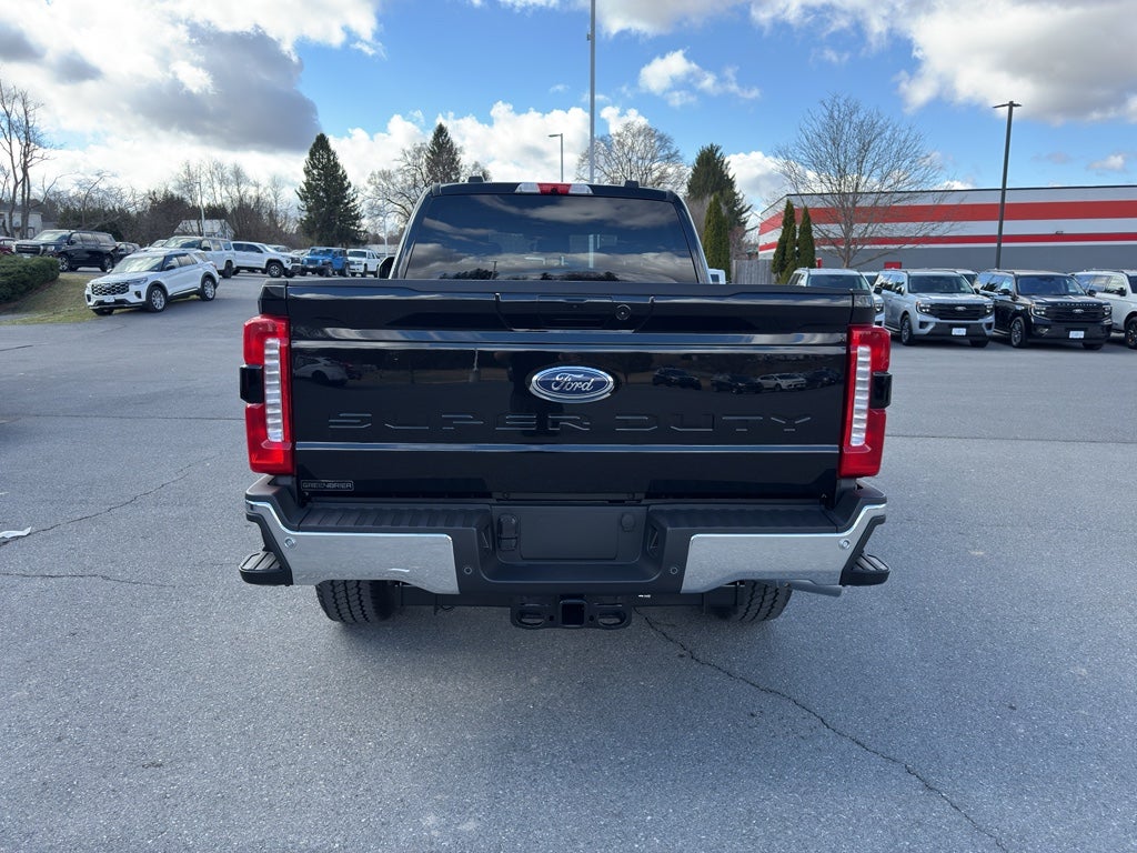 2026 Ford F-350 LARIAT