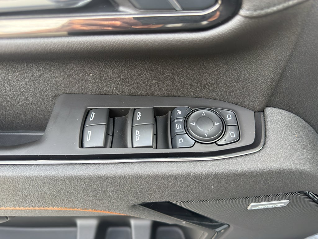 2025 GMC Sierra AT4
