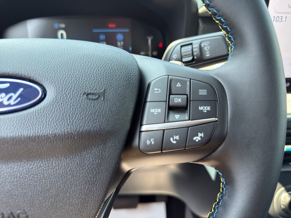 2025 Ford Maverick Lobo Standard