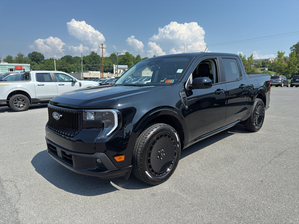 2025 Ford Maverick Lobo Standard