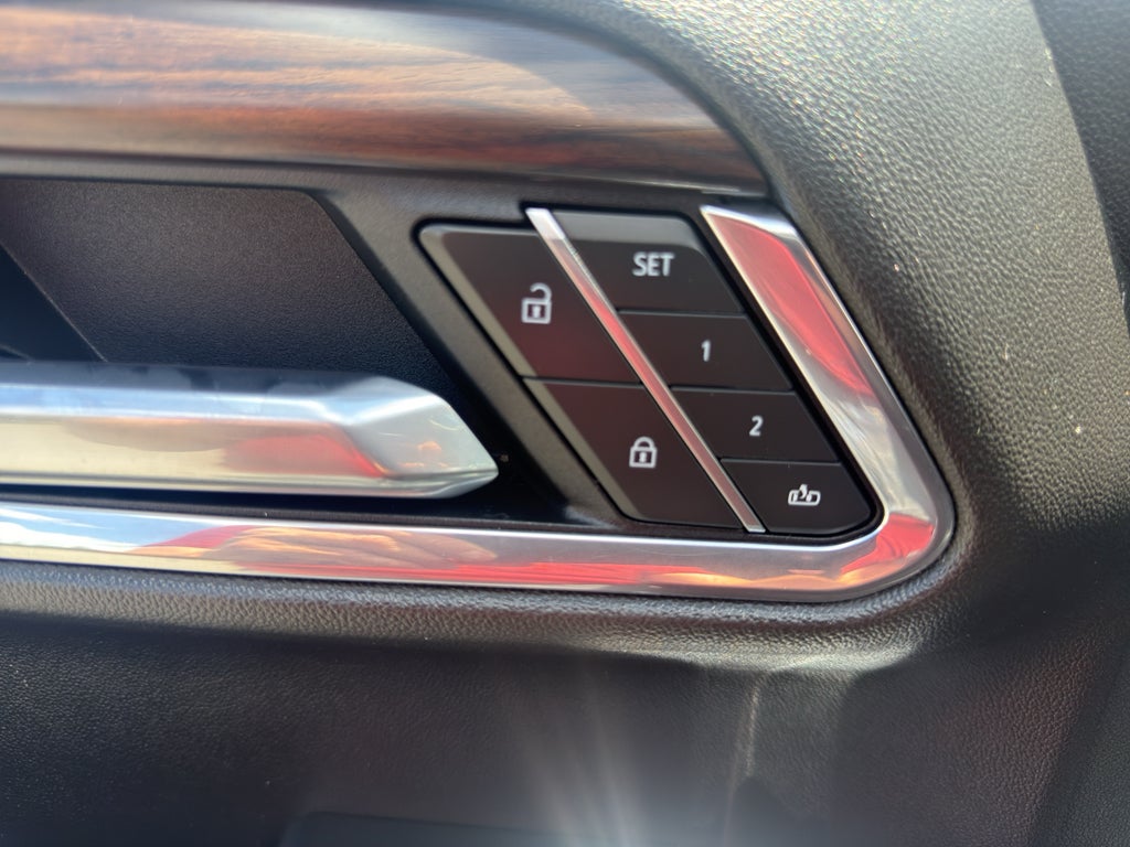 2025 GMC Sierra SLT