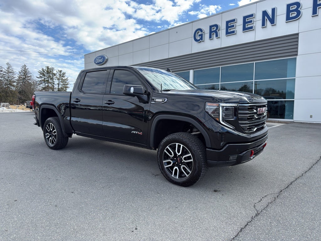 2025 GMC Sierra AT4