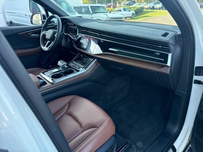 2025 Audi Q7 Premium Plus