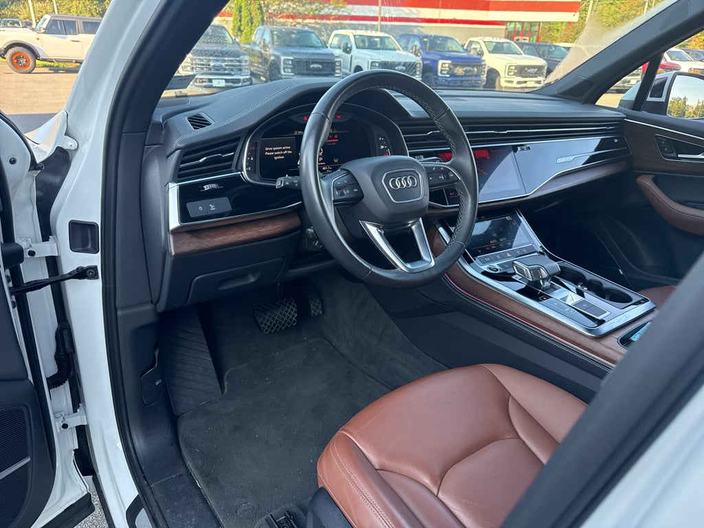 2025 Audi Q7 Premium Plus