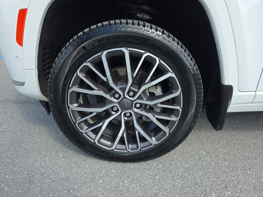 2023 Jeep Grand Cherokee L Summit Reserve