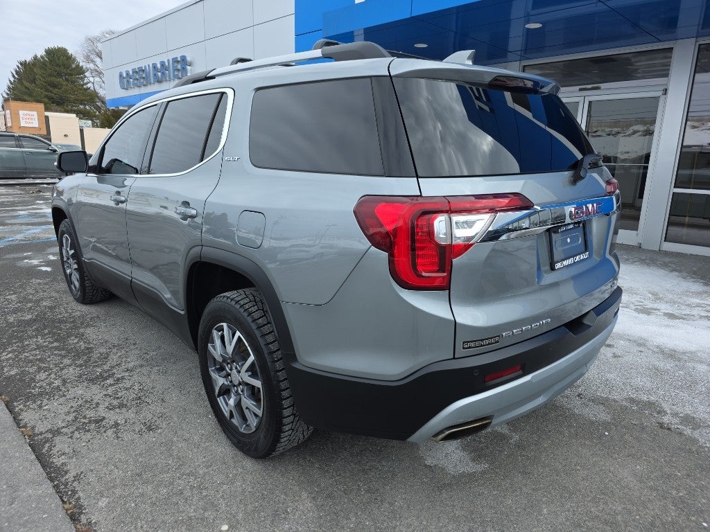 2023 GMC Acadia SLT