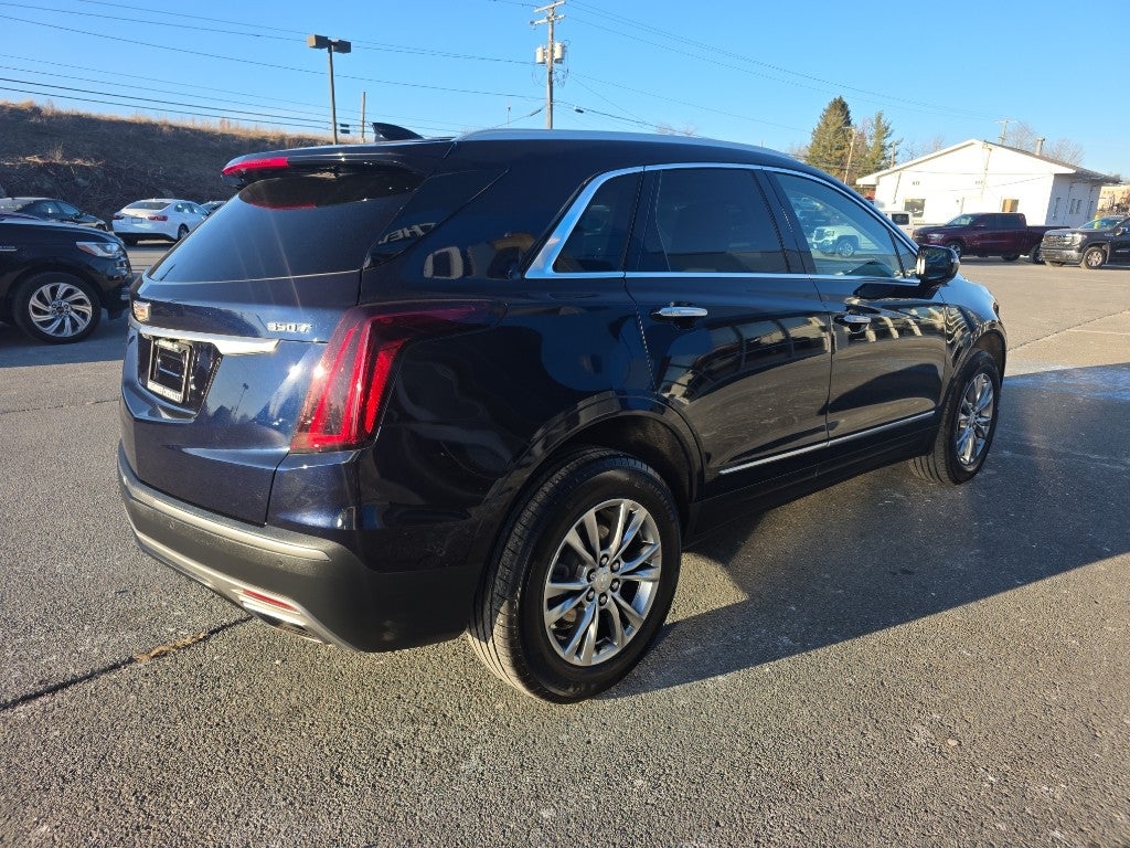 2022 Cadillac XT5 Premium Luxury