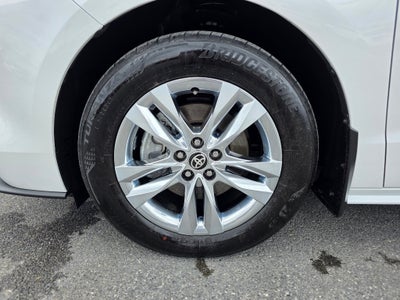 2025 Toyota Sienna XLE