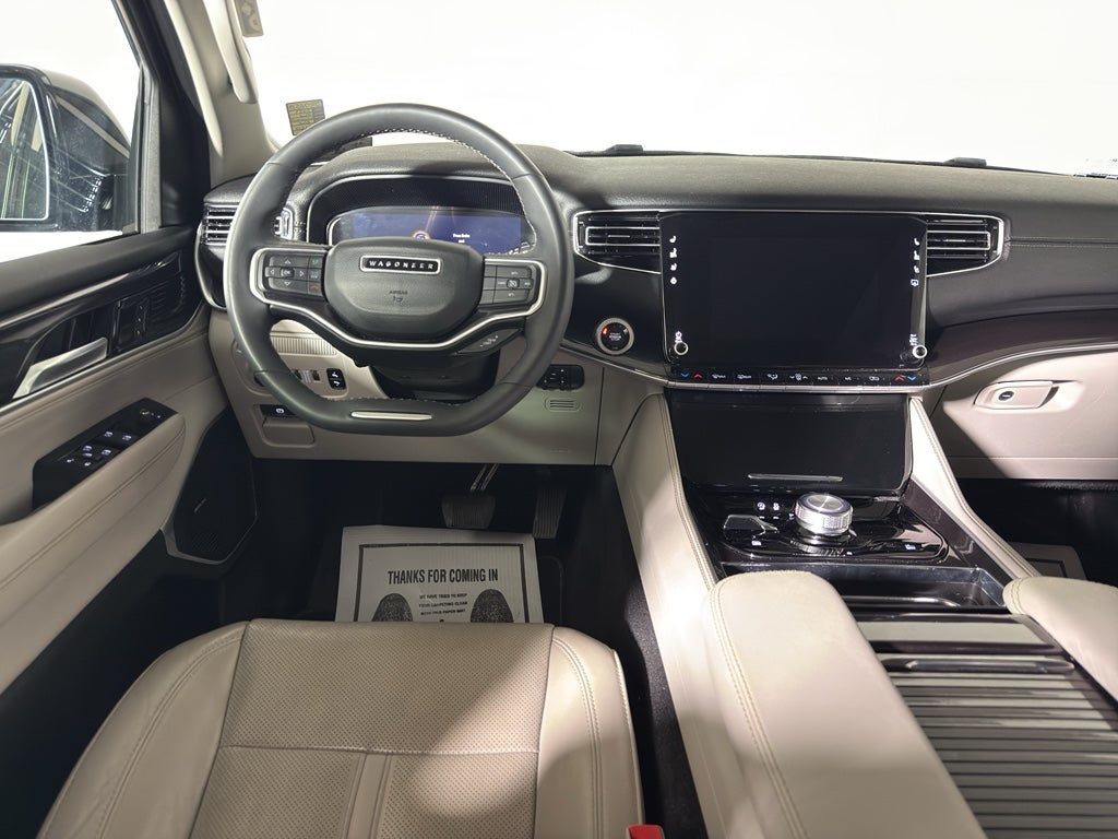 2023 Jeep Wagoneer L Base