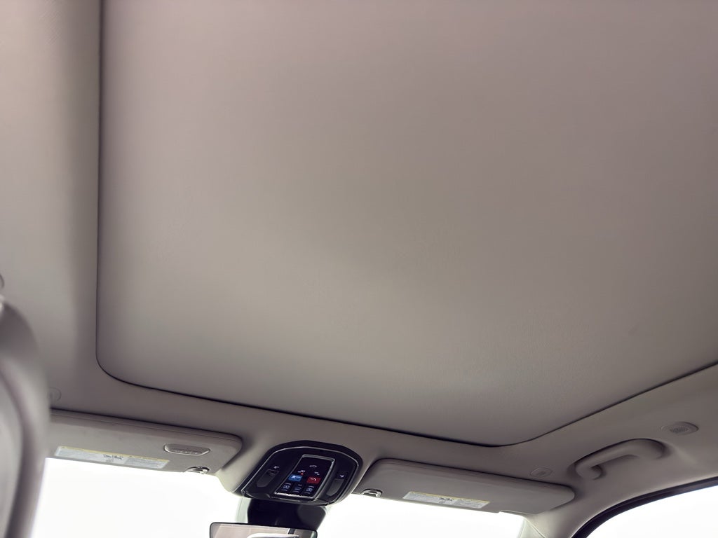 2023 Jeep Wagoneer L Base