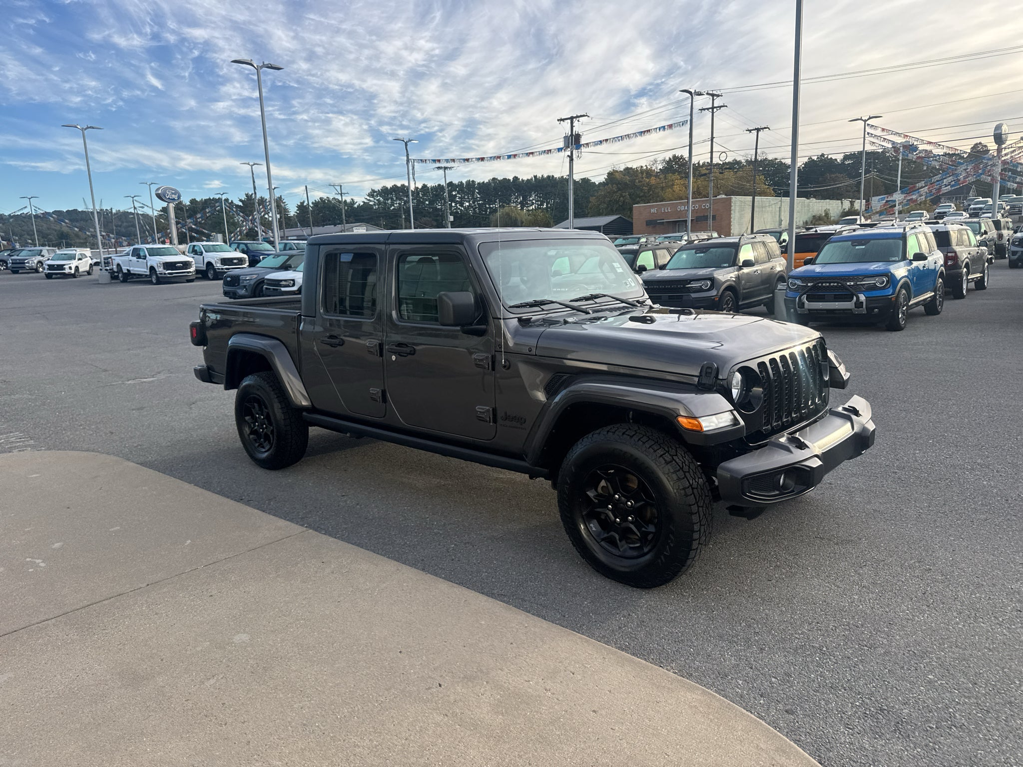 2023 Jeep Gladiator Willys