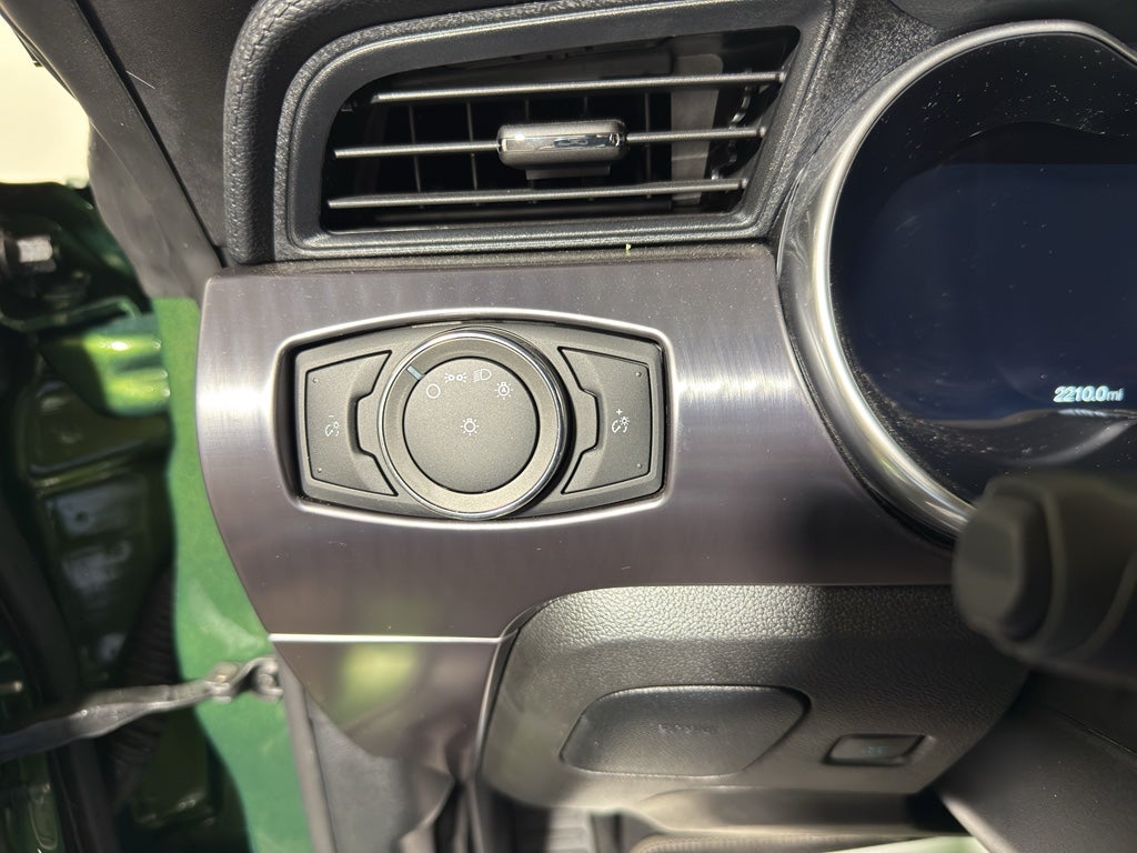 2022 Ford Mustang Mach 1