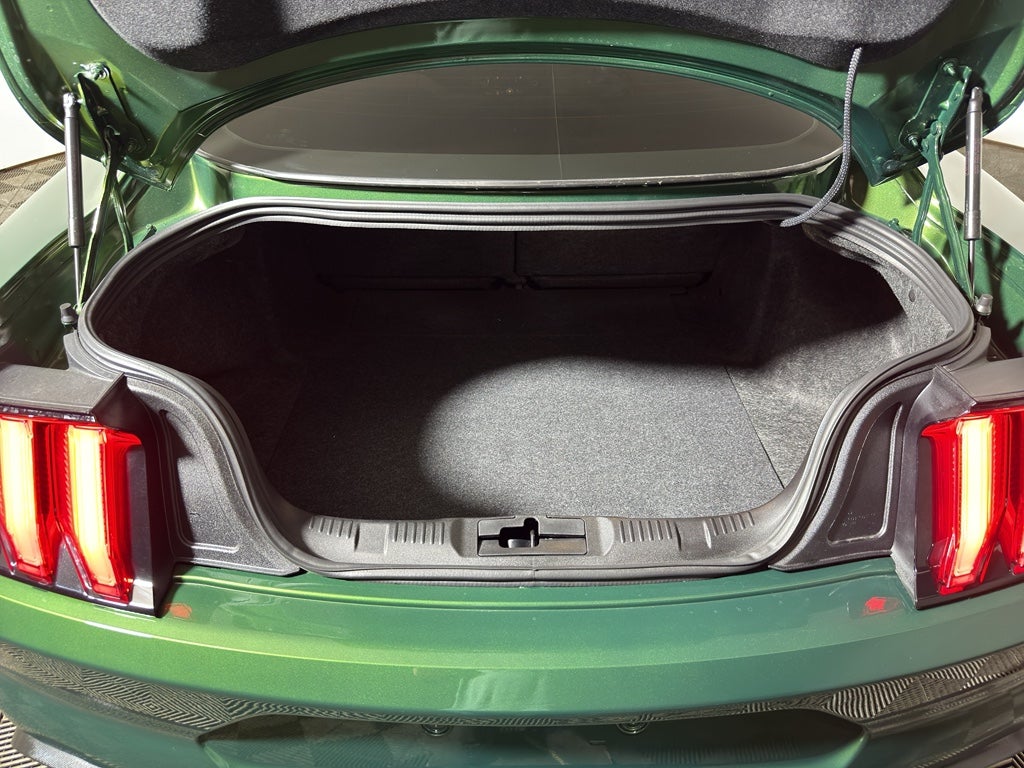 2022 Ford Mustang Mach 1