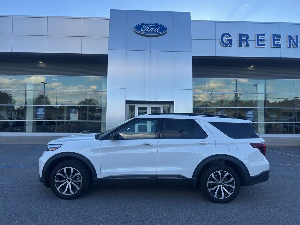 2022 Ford Explorer ST - Photo 17