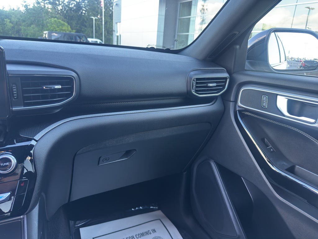 2022 Ford Explorer ST - Photo 28