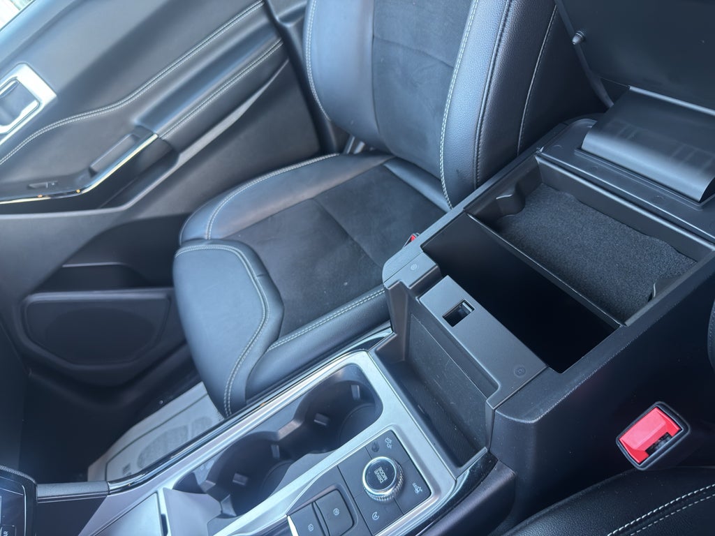 2022 Ford Explorer ST - Photo 30